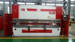 3 tengelyes Synchro CNC présfék gépek