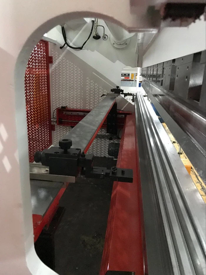 AHYW 2 axis pressbrakes NC metal back gauge