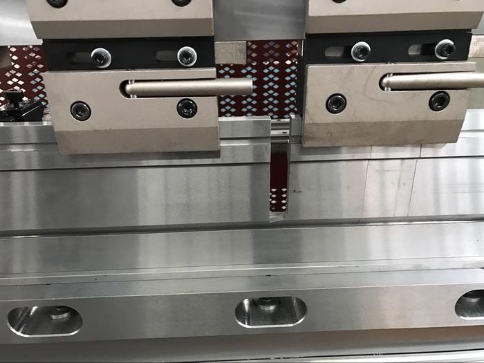 Amada Promecam press brake quick released clamping Yawei china factory